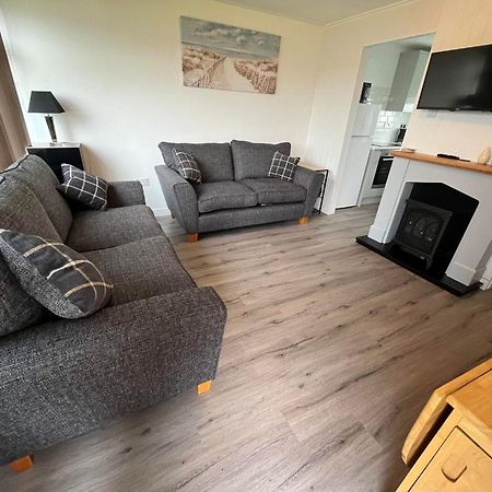 Chalet 319, Hemsby - Two Bed Chalet, Sleeps 5, Pet Friendly, Bed Linen And Towels Included Exterior foto